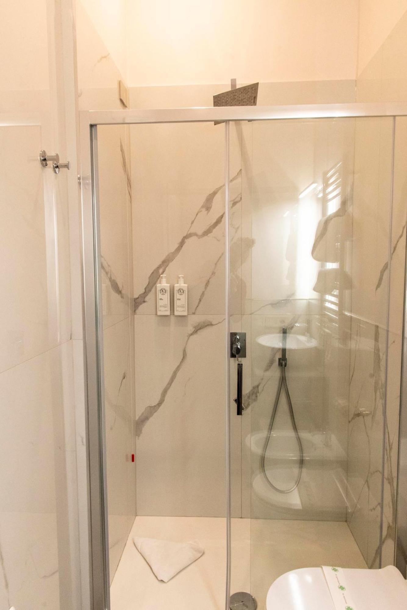 Adelaide Suite Dreams Rome Bagian luar foto