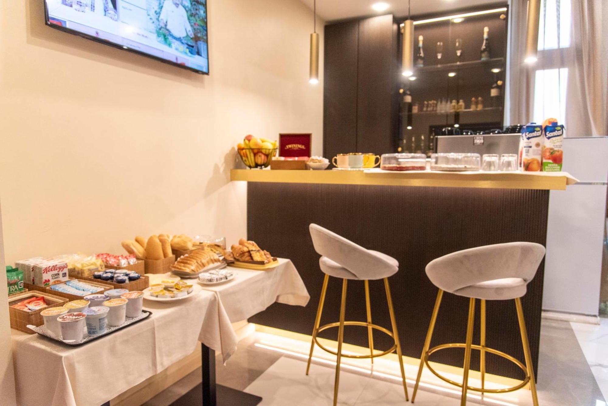 Adelaide Suite Dreams Rome Bagian luar foto